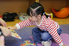孩子口吃如何糾正？三招教你輕松改善