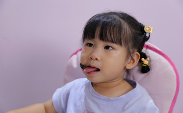 如何糾正小孩發(fā)音？